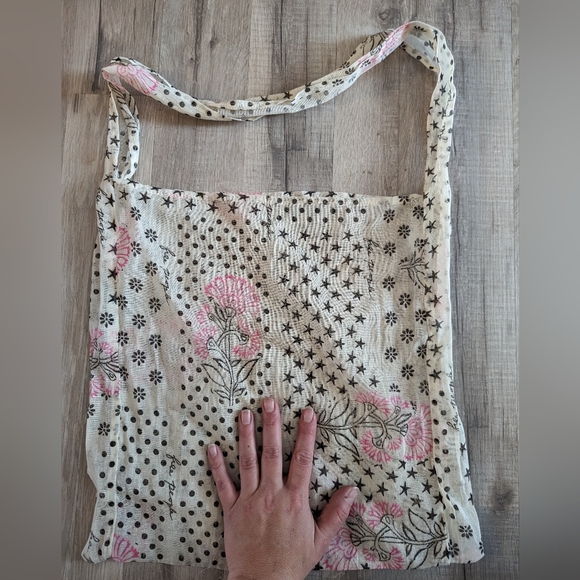 3/$20 Free People Shopper Bag - Picture 2 of 3